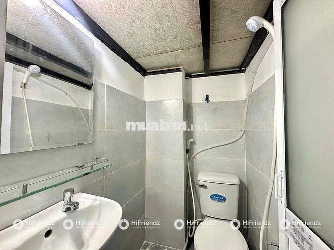 Phòng gác cửa sổ trời mới xây gần Aeon Tân Phú, ĐH Công Thương