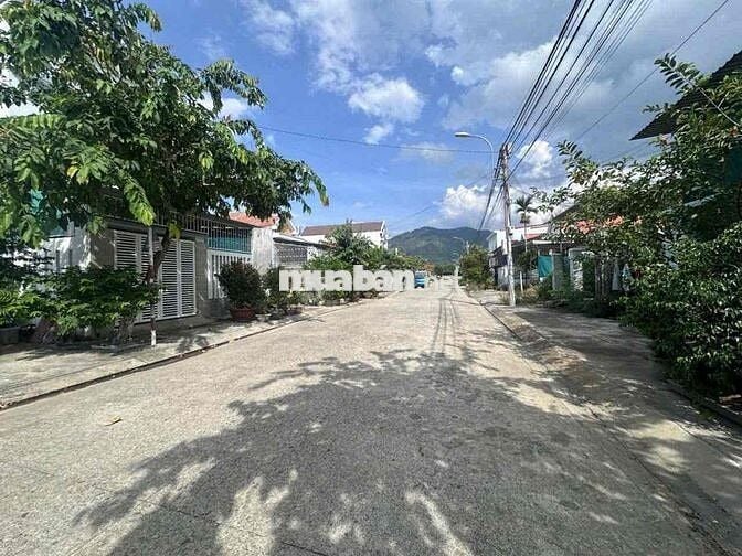 Bán Đất TĐC Diên Toàn Diên Khánh Sổ Riêng Đường 13m Hướng Tây Nam