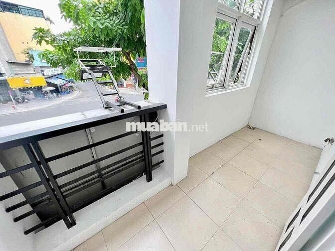 CHO THUÊ CĂN HỘ DVU DẠNG 1PN 45m2 FULL NT BAN CÔNG NGAY CHỢ TÂN ĐỊNH