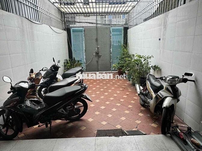 cho thuê căn hộ rộng , đẹp 60m2 gần ngã 6 Gò Vấp, siêu thị Big C