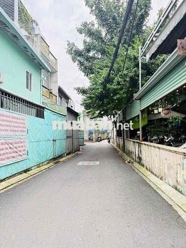 KHU VỰC AN NINH TRUNG TÂM - Ô TÔ ĐẬU TRƯỚC CỬA - NGUYỄN DUY PHƯƠNG