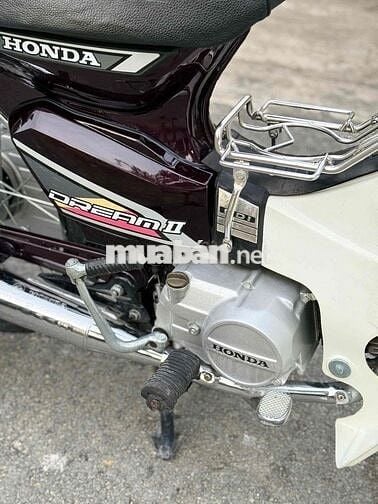 Honda Dream Thái Nâu Trắng
