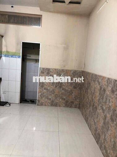 cho thuê nhà trệt, hai lầu, cho làm CHDV, thời gian 4 năm.