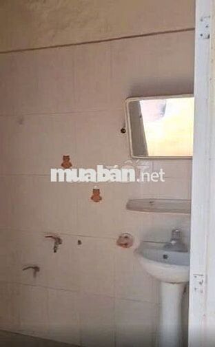 Cho thuê nhà c4 đầu đuong Cổ Nhuế