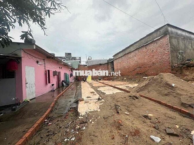 BÁN ĐẤT KIỆT Ô TÔ ĐẶNG THÁI THÂN – HÒA HẢI, NHS