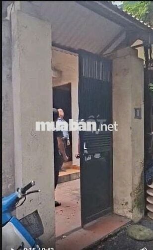 Cho thuê nhà c4 đầu đuong Cổ Nhuế