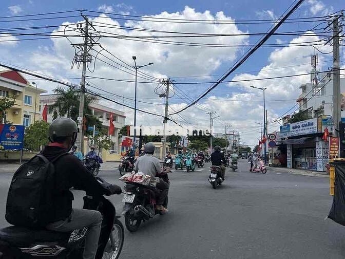 Nhà 2 Tầng Hẻm Xe Hơi 1Trục Ra Trương Thị Hoa Tân Thới Hiệp Q12