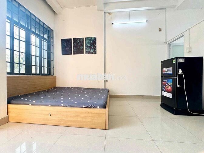 CHO THUÊ CĂN HỘ FULL NỘI THẤT- BAN CÔNG RIÊNG- FREE XE -NGAY TÂY THANH