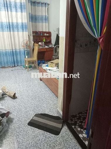 Cho thuê nhà nguyên căn, giá cả hấp dẫn, rộng rãi, tiện nghi