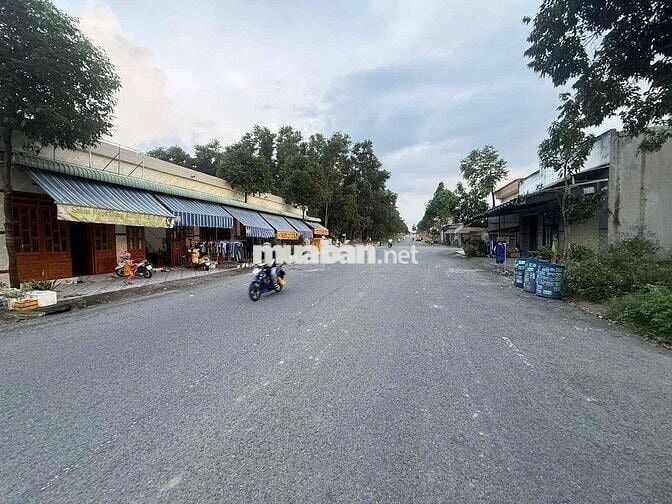 Đất đẹp mặt tiền đường DJ5 , Thới Hoà , Bến Cát , Sổ Hồng Riêng ,