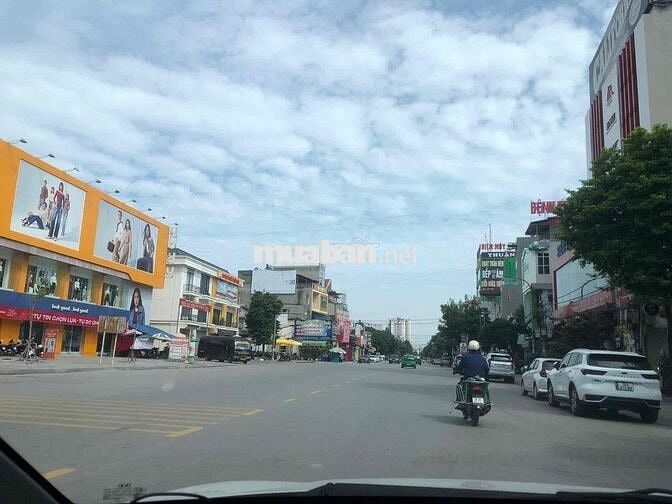 bán nhà mặt phố nguyễn trãi Thanh hoá