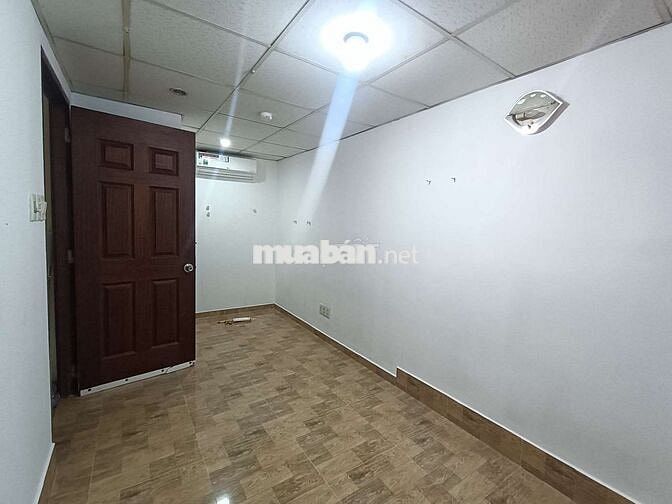 Phòng máy lạnh Nguyễn Thiện Thuật,Q3 giá rẻ