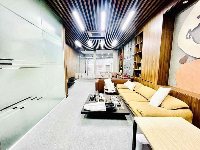 SIÊU PHẨM TOÀ NHÀ CHO THUÊ 28A TRẦN NHẬT DUẬT QUẬN 1 -7 TẦNG THANG MÁY