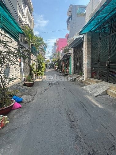 Bán nhà đường 7M Phạm Hùng P4Q8. 4x18m 2 lầu