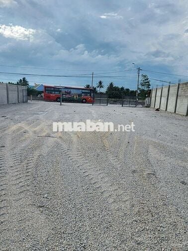 Bán đất ở 2 mặt tiền đường quốc Lộ 1A vị trí kinh doanh dịch vụ