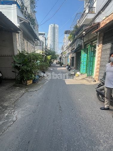 Bán nhà đường 7M Phạm Hùng P4Q8. 4x18m 2 lầu