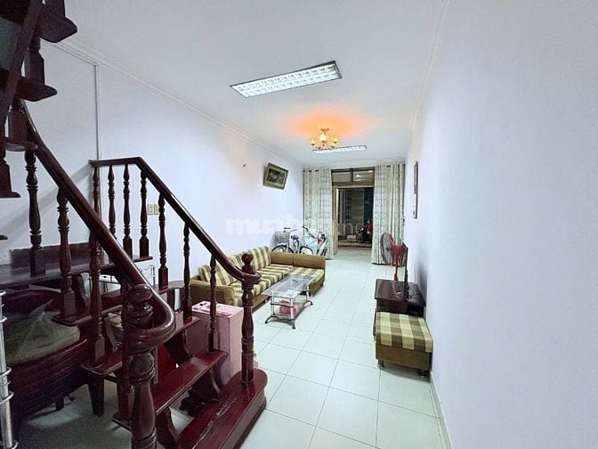 Cho thuê nhà Đ.Đ.T.Nghi hẻm 4m(0XH) Nguyễn Thông, P.9, Q.3 giá 13.5tr