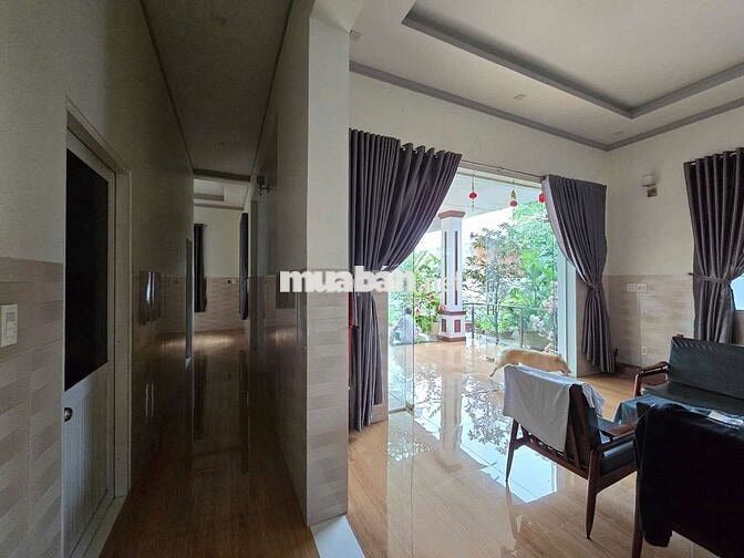 Bán Biệt thự 500m2 tại trung Tâm P2, Tp Trà Vinh, cách Vincom 100m