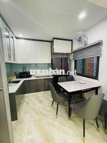 💥 Cho thuê nhà nguyên căn Nguyễn Trãi Q1 siêu HOT