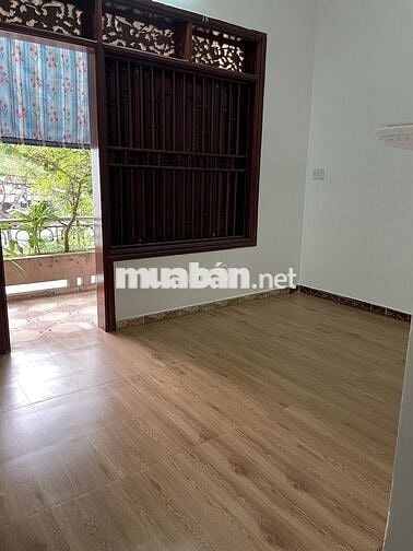 Cho thuê nhà mặt tiền đường Lê Văn Hiến, gần bv 600 giường