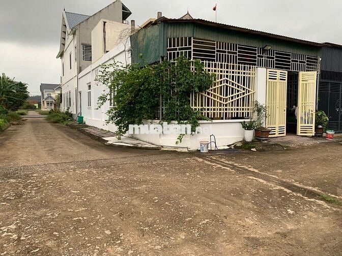 Chuyển nhượng nhà đất khu đô thị diện tích 144m2