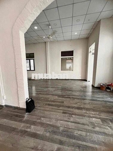 💥💥💥 Cho thuê nhà nguyên căn kinh doanh Nguyễn Trãi Q1