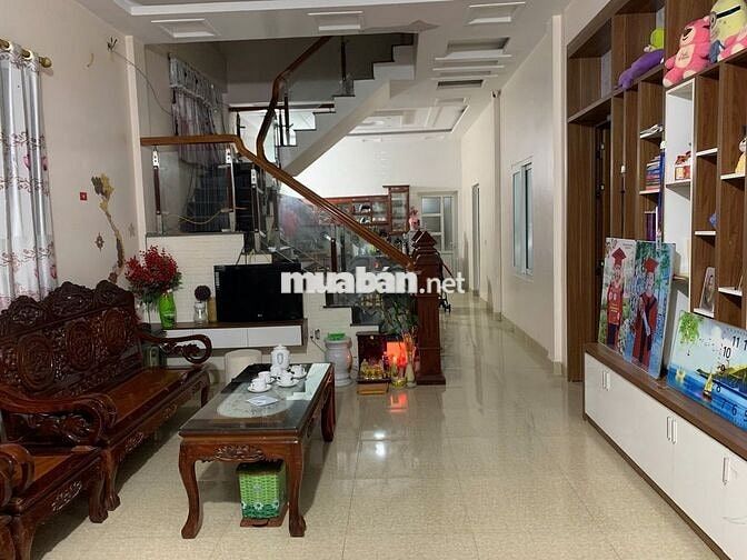 Chuyển nhượng nhà đất khu đô thị diện tích 144m2