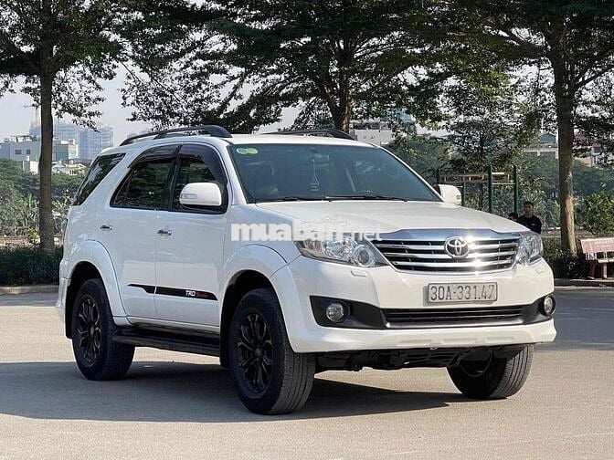 Toyota Fortuner 2014 2.7V Sportivo 4x4 Trắng