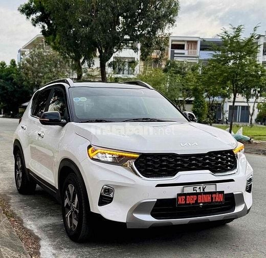 Kia Sonet 2023 Premium 1.5 AT - 70000 km