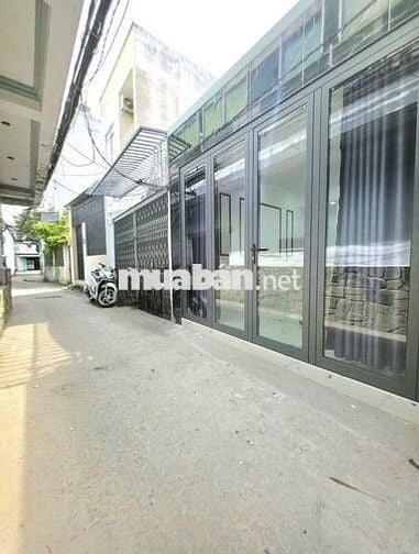 Nhà phố trệt gác. Có 3Pn rộng. Full nội thất tại Nhà Bè. Shr vay bank