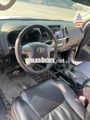Toyota Fortuner 2014 2.7V Sportivo 4x4 Trắng