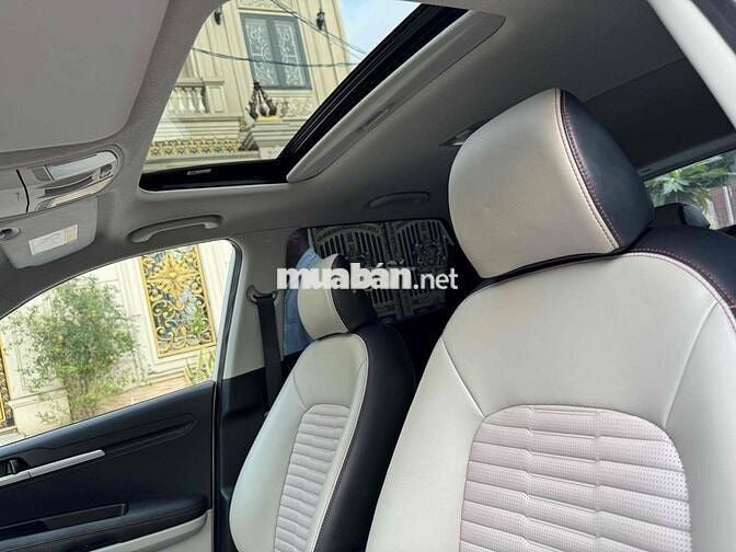 Kia Sonet 2023 Premium 1.5 AT - 70000 km