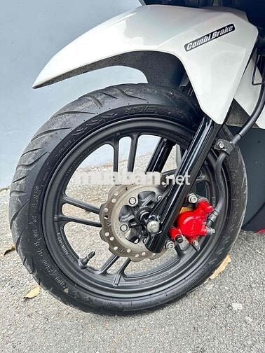 vario 150 up click thái 150