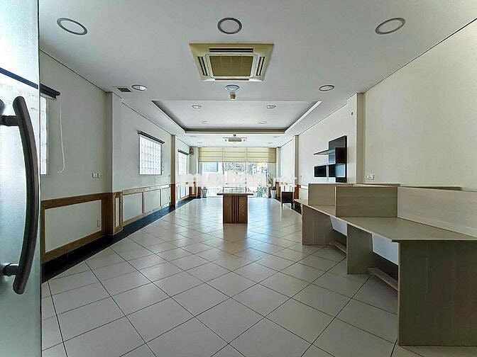 CHO THUÊ TOÀ NHÀ HẺM VEW KÍNH ĐƯỜNG CALMETTE QUẬN 1