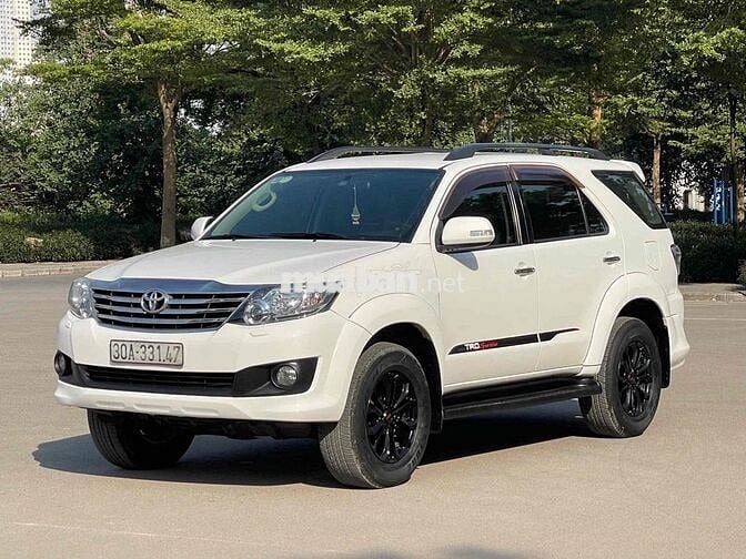 Toyota Fortuner 2014 2.7V Sportivo 4x4 Trắng