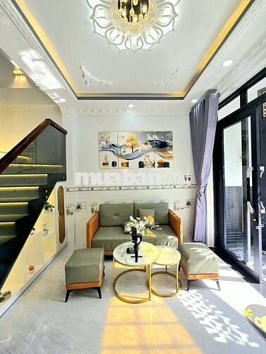 Nhà đẹp mặt tiền đường xe hơi nhà chính chủ Cần bán