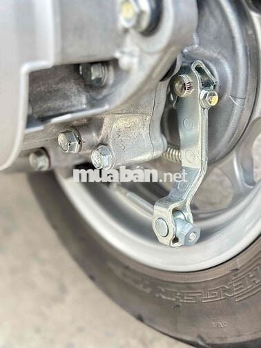 HONDA LEAD 125 4Val MẪU MỚI , XE CÒN ĐẸP VÀ MỚI 98