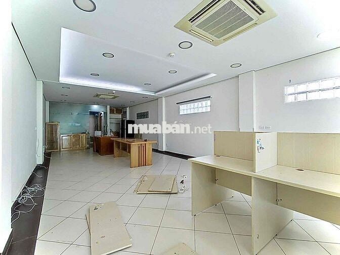 CHO THUÊ TOÀ NHÀ HẺM VEW KÍNH ĐƯỜNG CALMETTE QUẬN 1