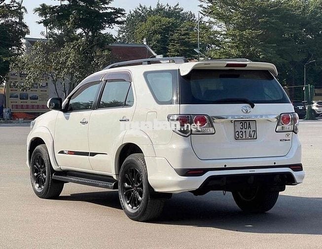 Toyota Fortuner 2014 2.7V Sportivo 4x4 Trắng