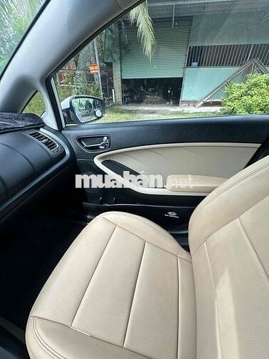 Kia Cerato 2017 1.6 MT - 129000 km