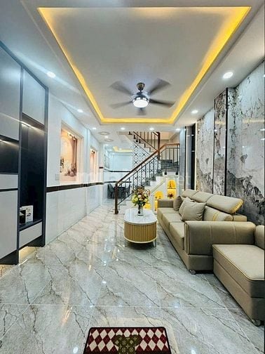 Nhà sổ hoàn công 42.6m2 Trần Phú, Q5 gần UBND. Xây trệt 3 lầu, hẻm oto