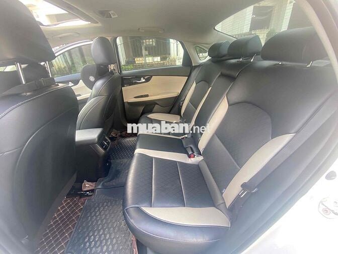 Kia K3 2024 Luxury 1.6 AT - 35000 km