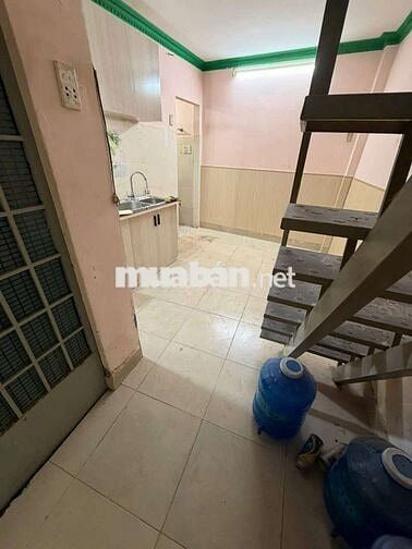 Cho thuê nhà Cách Mạng tháng 8 p10 q3