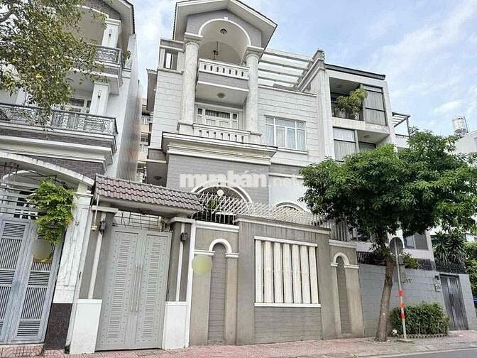 🟥Bán Biệt Thự 2 Mặt Tiền _ Trường Sa _ 10 x17m_ Nở Hậu Nhẹ Tài Lộc.