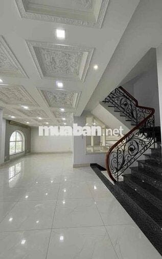 🟥Bán Biệt Thự 2 Mặt Tiền _ Trường Sa _ 10 x17m_ Nở Hậu Nhẹ Tài Lộc.