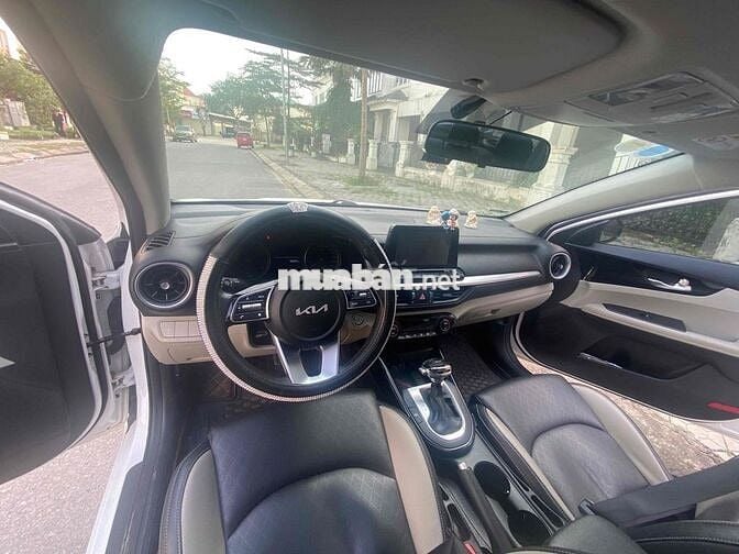 Kia K3 2024 Luxury 1.6 AT - 35000 km