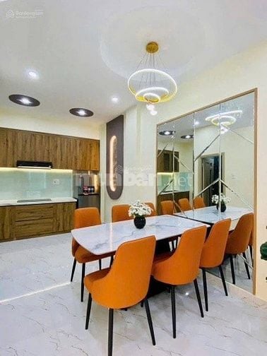 KẸT TIỀN!! Cần bán gấp, đường Nguyễn Thị Minh Khai, phường Dakao, Q1 