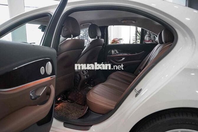 Mercedes E200 Exclusive V1 Model 2025