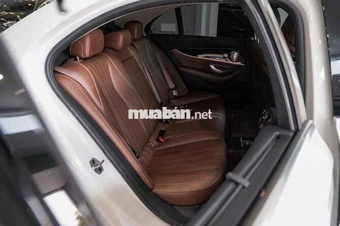 Mercedes E200 Exclusive V1 Model 2025