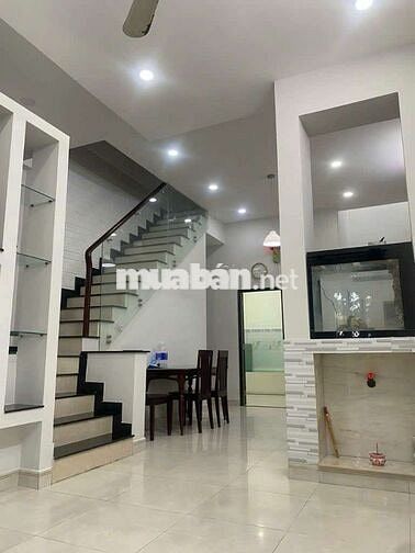 Bán nhà ngay cầu vượt nguyễn văn linh với quốc lộ 1a